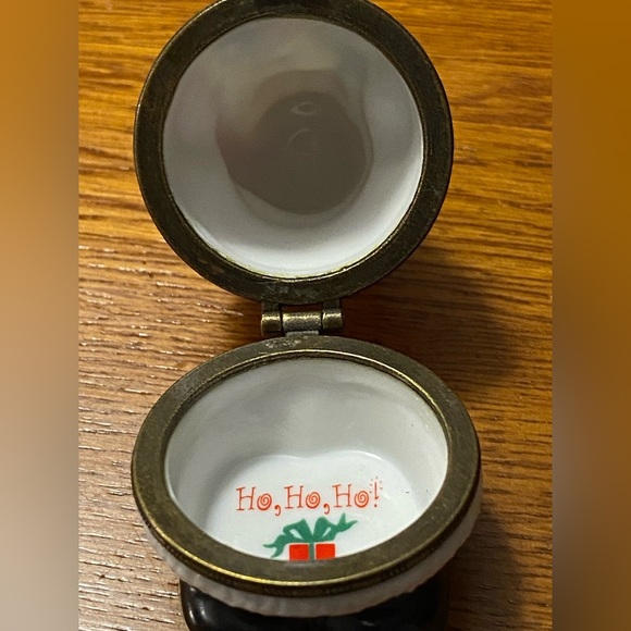 Adorable vintage Santa Claus hinged porcelain box with special message inside - Picture 5 of 6